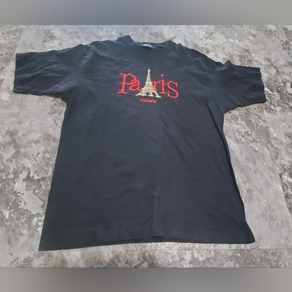 Motion brand  paris France shirt size L